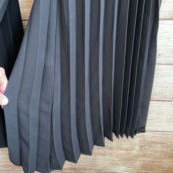 NEW WITH TAGS CACHE ACCORDION PLEATED WIDE LEG EVENING PANTS IN BLACK - Picture 5 of 9